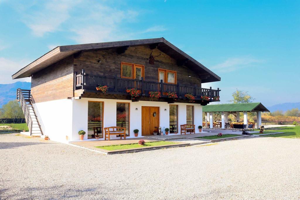 Landhaus Bed&Breakfast Viseu de Sus Exterior photo