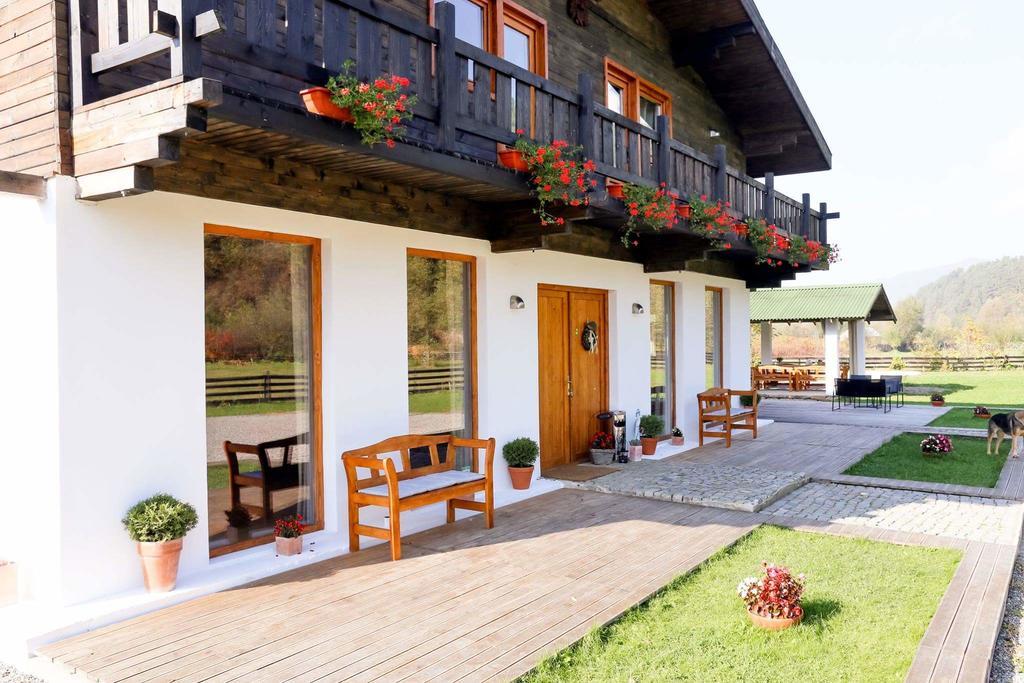 Landhaus Bed&Breakfast Viseu de Sus Exterior photo